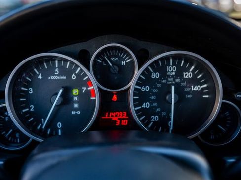 Used 2012 MAZDA MX-5 Miata Sport image 8