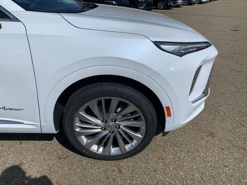 New 2026 Buick Envision Avenir image 2