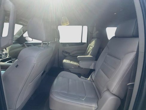 Used 2019 GMC Yukon XL Denali RWD image 5