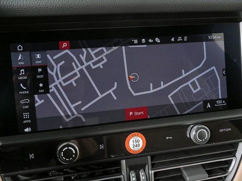 New 2026 Porsche Macan image 15