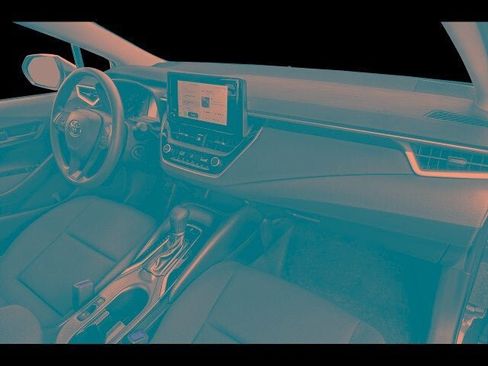 Used 2024 Toyota Corolla LE image 30