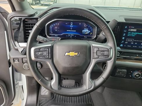 Used 2025 Chevrolet Silverado 2500 LT w/ Convenience Package AWD/4WD image 22