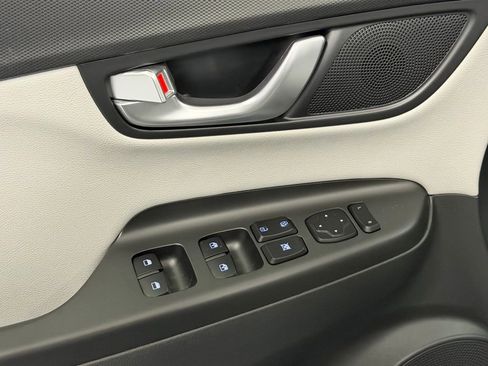 Certified 2023 Hyundai Kona Limited image 12