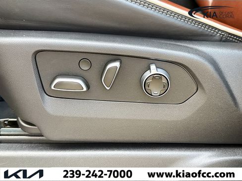 Used 2025 GMC Sierra 2500 Denali Ultimate image 19