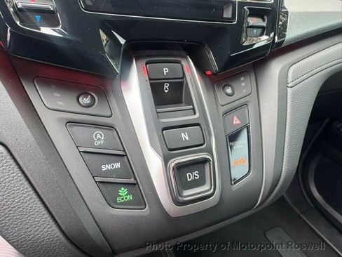 Used 2024 Honda Odyssey Sport image 19