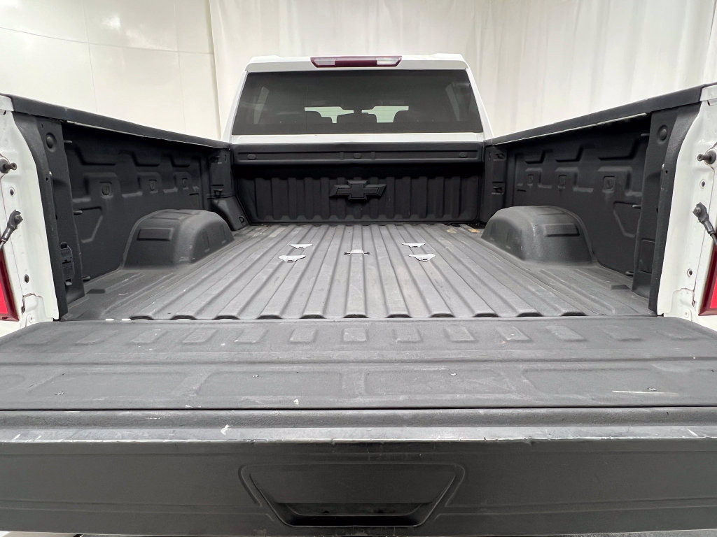 Used 2020 Chevrolet Silverado 2500 Custom w/ Custom Value Package AWD/4WD image 27
