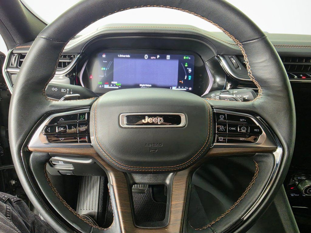 Used 2023 Jeep Grand Cherokee Summit w/ Advanced Protech Group IV AWD/4WD image 14