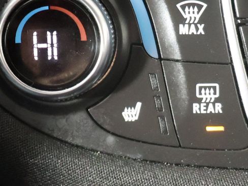 Used 2024 Chevrolet Malibu LT image 42