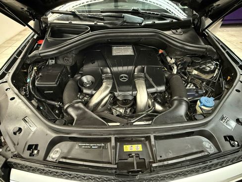 Used 2014 Mercedes-Benz GL 450 4MATIC w/ Lane Tracking Package image 42