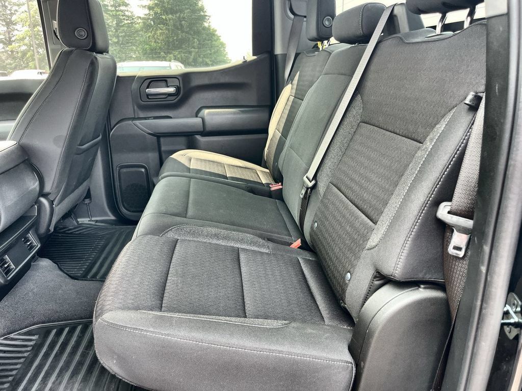 Used 2023 Chevrolet Silverado 1500 Custom AWD/4WD image 23