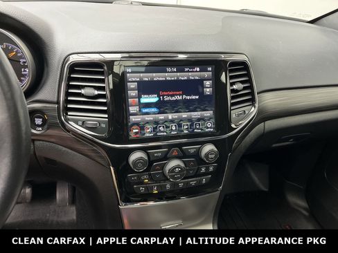 Used 2022 Jeep Grand Cherokee Laredo X AWD/4WD image 18
