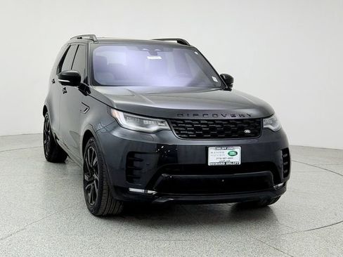Certified 2022 Land Rover Discovery HSE R-Dynamic image 2