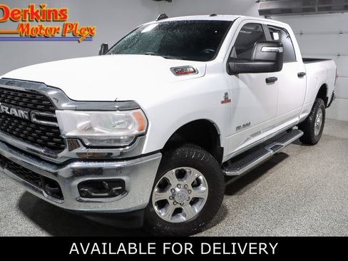 Used 2024 RAM 2500 Big Horn w/ Off Road Package AWD/4WD image 1