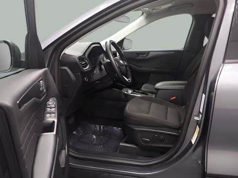 Used 2023 Ford Escape Active w/ Tech Pack #1 AWD/4WD image 12
