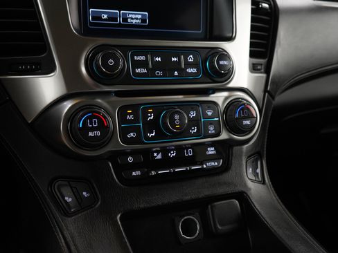 Used 2017 Chevrolet Tahoe LT AWD/4WD image 26
