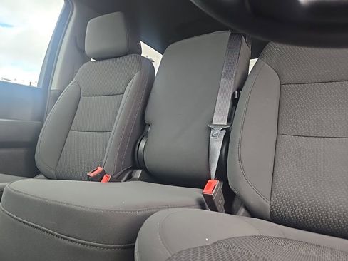 Used 2021 Chevrolet Silverado 2500 Custom w/ Custom Value Package image 49