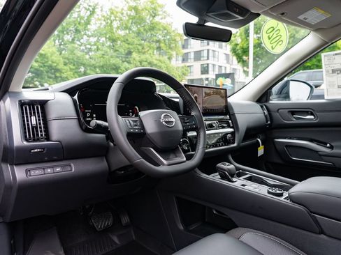 New 2026 Nissan Pathfinder SL AWD/4WD image 22