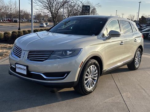 Used 2018 Lincoln MKX Select w/ Select Plus Package image 12