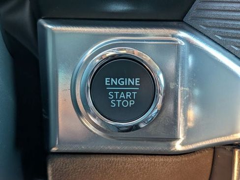 Used 2025 Ford F150 King Ranch w/ FX4 Off-Road Package AWD/4WD image 18