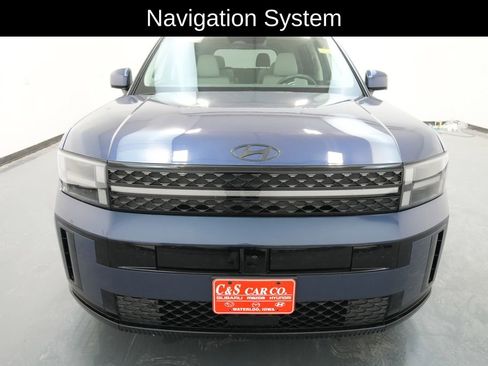 Used 2025 Hyundai Santa Fe Calligraphy image 2