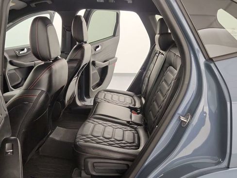 Used 2023 Ford Escape ST-Line Elite w/ Premium Technology Package AWD/4WD image 29