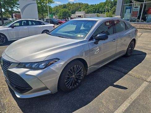 Used 2021 Toyota Avalon XSE FWD image 1