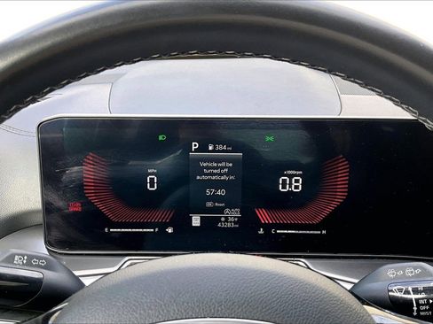 Used 2024 Kia Sorento S image 10