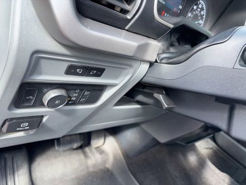 Used 2022 Ford F150 XLT w/ Trailer Tow Package image 21