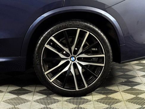 Used 2021 BMW X5 M50i w/ Premium Package image 13