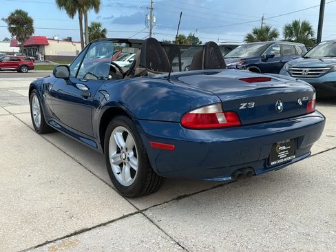 Used 2000 BMW Z3 2.5i RWD image 11