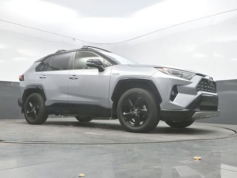Used 2021 Toyota RAV4 XSE image 34