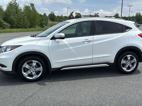 Used 2016 Honda HR-V EX-L image 11