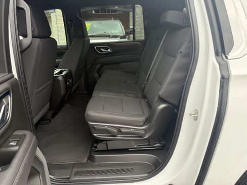 Used 2022 Chevrolet Suburban LS AWD/4WD image 10
