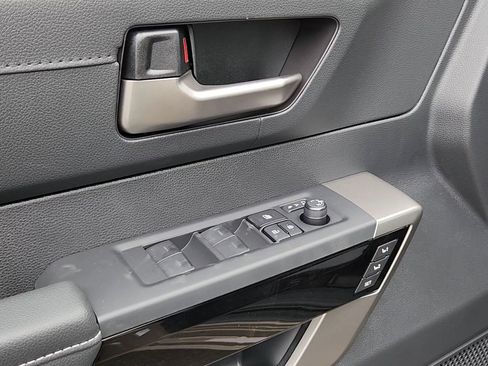 New 2026 Toyota Tundra Limited AWD/4WD image 7