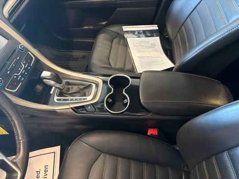 Used 2016 Ford Fusion SE w/ Equipment Group 202A FWD image 13