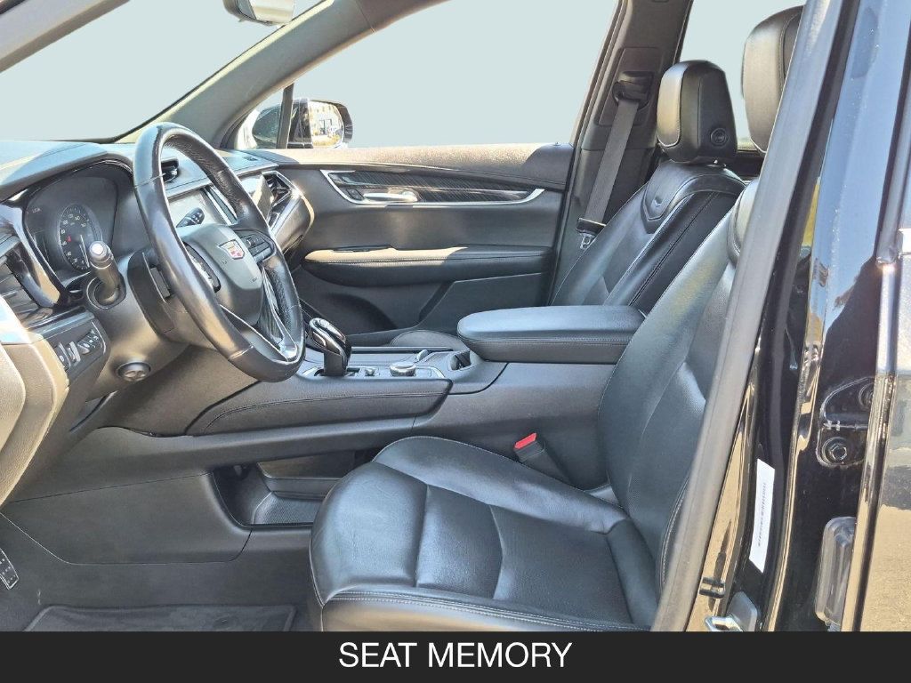 Used 2020 Cadillac XT6 Premium Luxury AWD/4WD image 14
