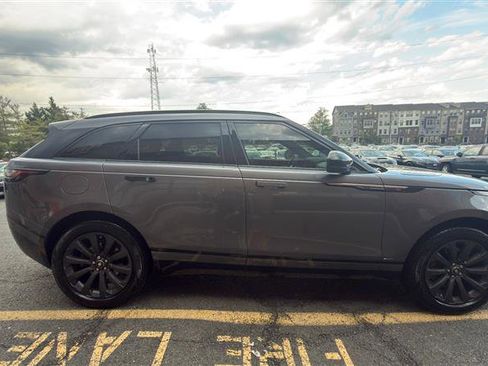 Used 2018 Land Rover Range Rover Velar R-Dynamic SE AWD/4WD image 10