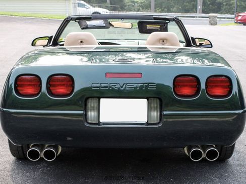 Used 1995 Chevrolet Corvette Convertible RWD image 7