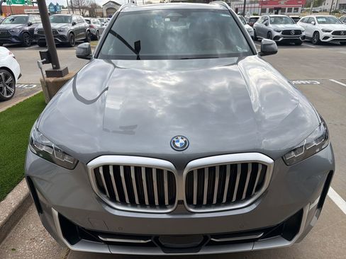 Used 2025 BMW X5 xDrive50e w/ Parking Assistance Package image 15