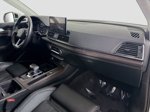 Used 2021 Audi Q5 e Premium Plus w/ Premium Plus Package AWD/4WD image 30