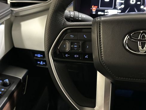 Used 2024 Toyota Sequoia Capstone image 30