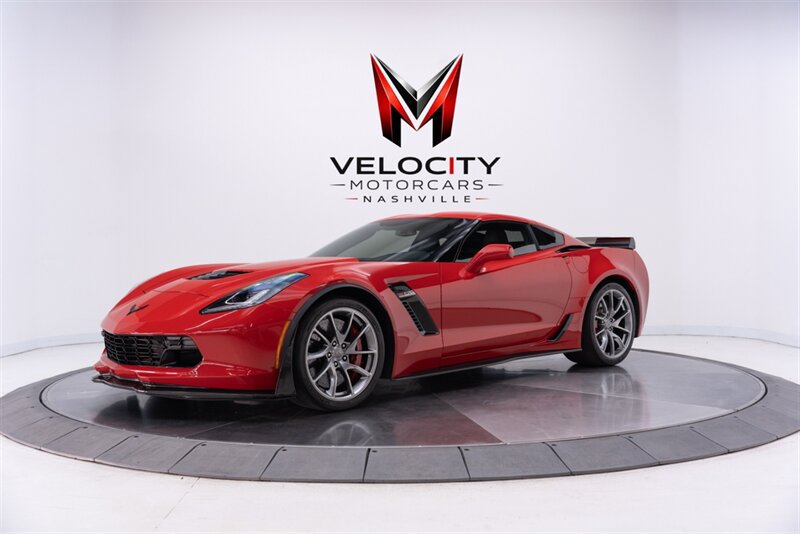 Used 2018 Chevrolet Corvette Z06 RWD image 2