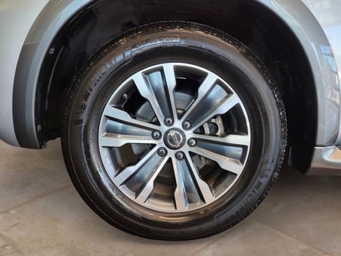 Used 2018 Nissan Armada SL w/ Premium Package image 31