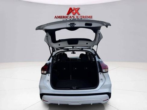 Used 2024 Nissan Kicks SR FWD image 50