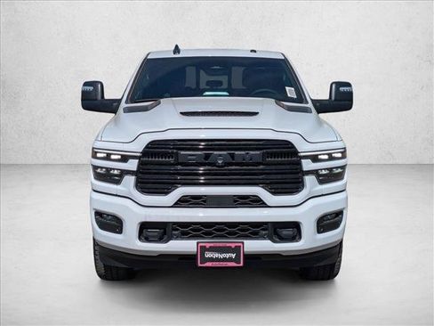 New 2026 RAM 2500 Laramie AWD/4WD image 5