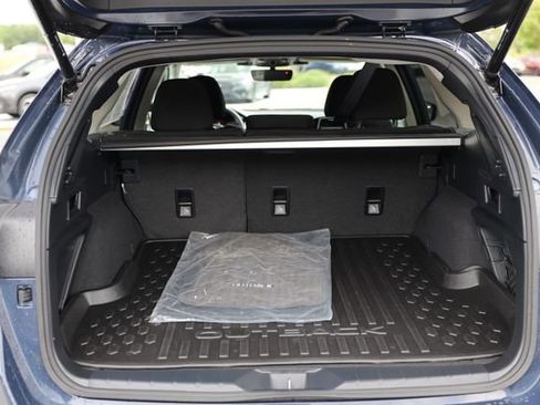 Certified 2025 Subaru Outback Premium AWD/4WD image 10