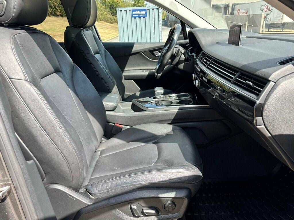 Used 2019 Audi Q7 3.0T Prestige w/ Prestige Package AWD/4WD image 14