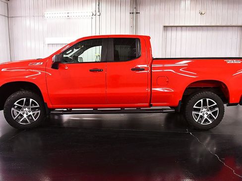 Used 2020 Chevrolet Silverado 1500 Custom Trail Boss w/ Custom Convenience Package image 4