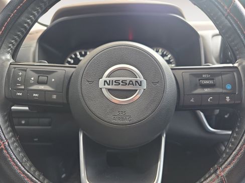 Used 2021 Nissan Rogue SL w/ Premium Package FWD image 9