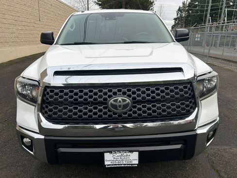 Used 2018 Toyota Tundra SR5 image 2